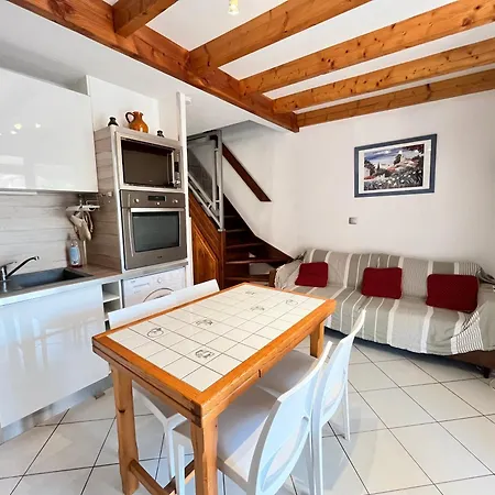 Belle D'angle, 6 Couchages, Cuisine Climatisee, 3 Terrasse Ombragee Parking Dans Securisee Avec Piscine Commune, 400 M De La Mer, Lrond24 Portiragnes