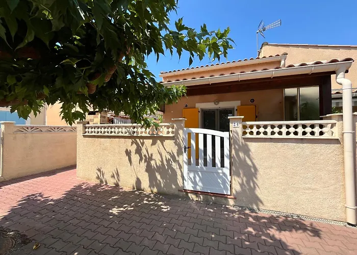 Belle D'angle, 6 Couchages, Cuisine Climatisee, 3 Terrasse Ombragee Parking Dans Securisee Avec Piscine Commune, 400 M De La Mer, Lrond24 Willa