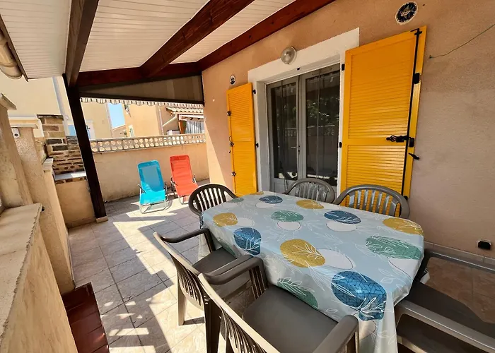 Belle D'angle, 6 Couchages, Cuisine Climatisee, 3 Terrasse Ombragee Parking Dans Securisee Avec Piscine Commune, 400 M De La Mer, Lrond24 *